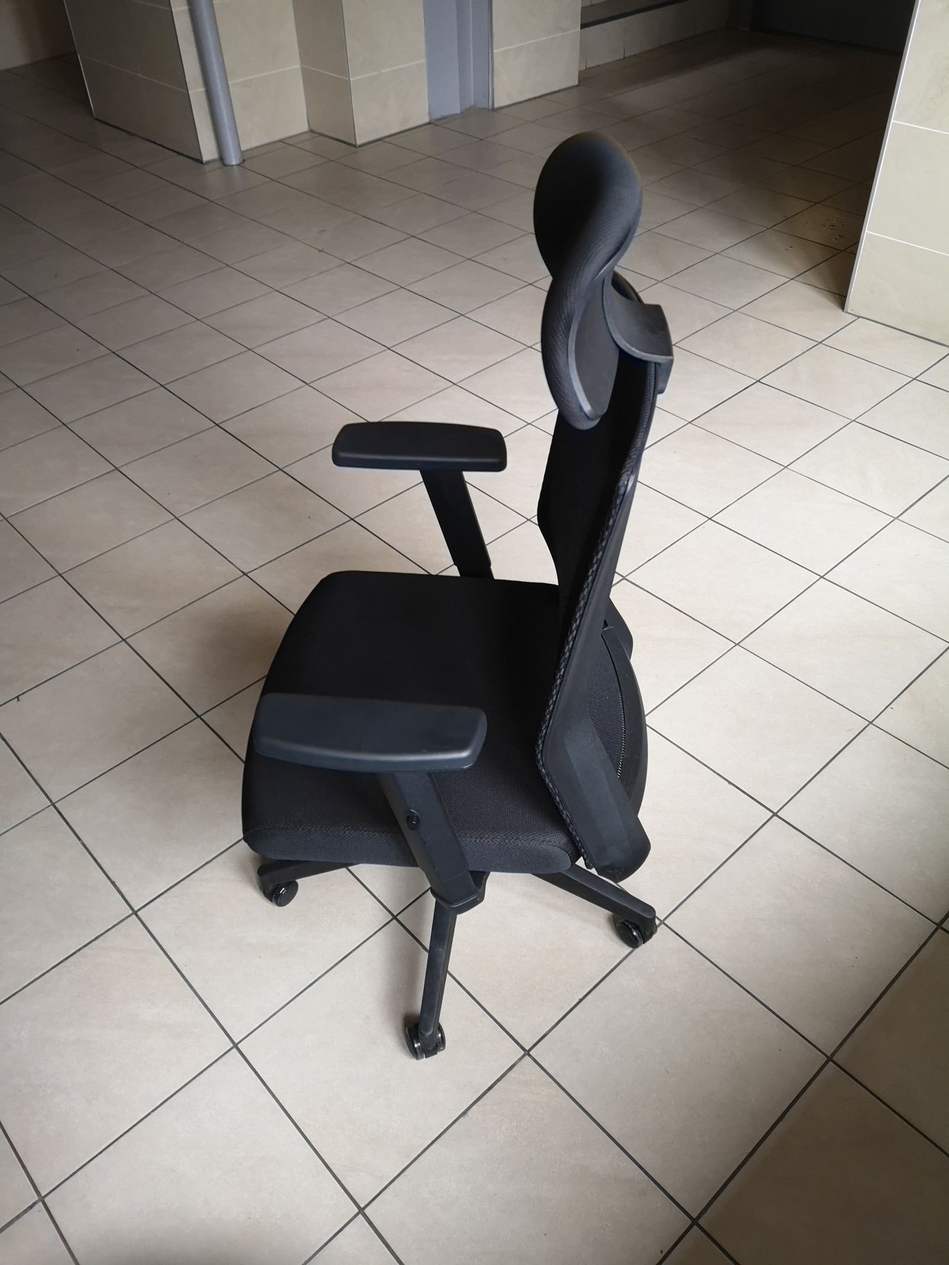 Fotel ergonomiczny Angel biurowy obrotowy julio +