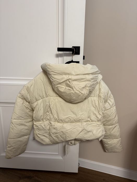 Пуфер,пуховик молочний