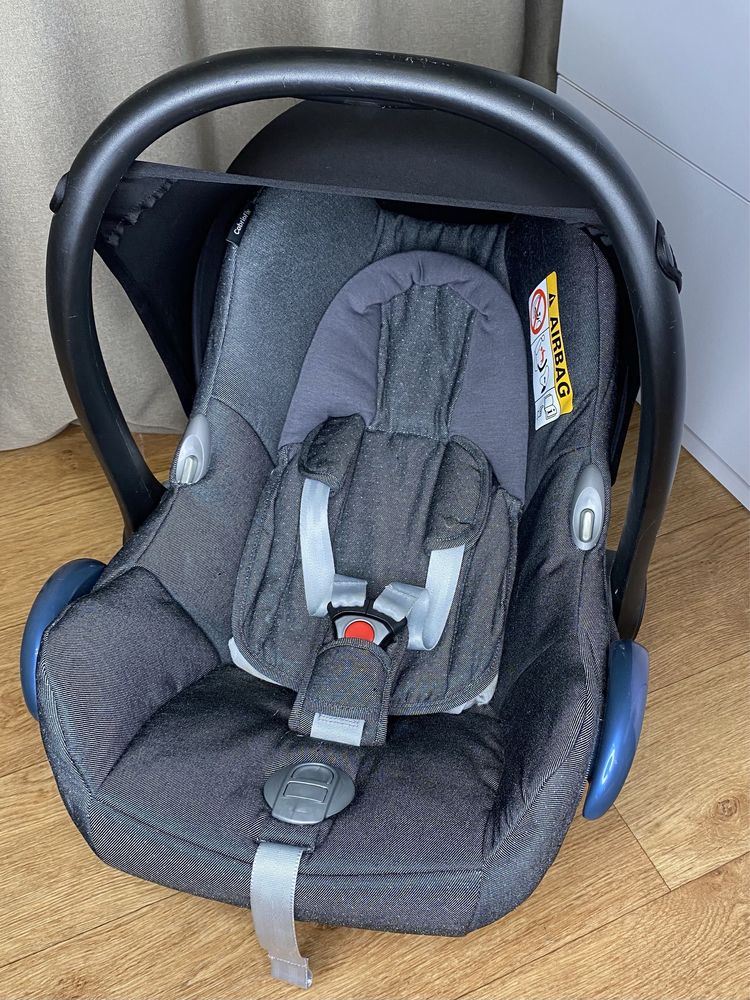 Дитяче автокрісло Maxi Cosi Cabriofix