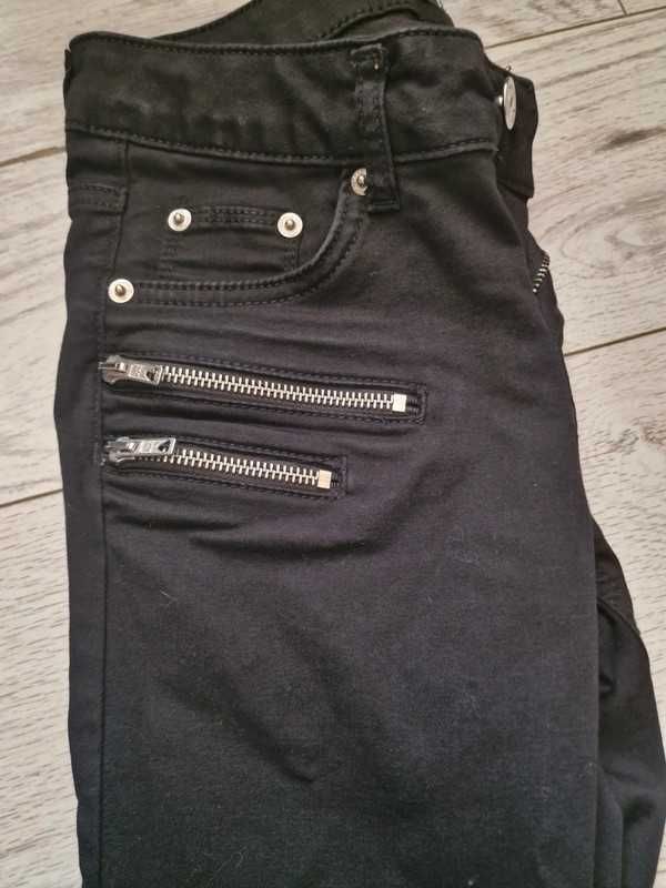 Spodnie damskie rurki firmy Denim Rebel Rozmiar 36