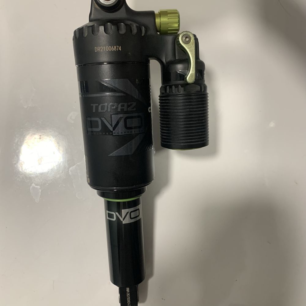 Amortecedor DVO Topaz 1 Air 210x55