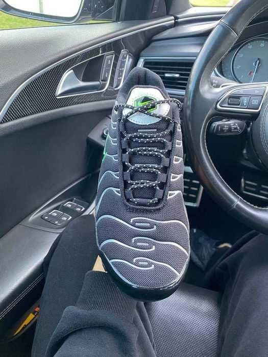 Кросівки Nike Air Max Plus Tn Black Silver Green Strike 40-45