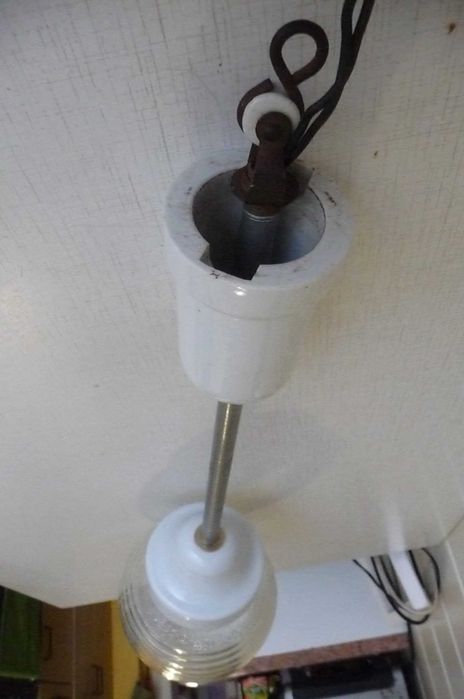 Lampa sufitowa, szklany klosz, antyk PRL