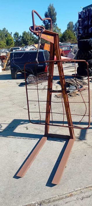 Garfos porta paletes para grua