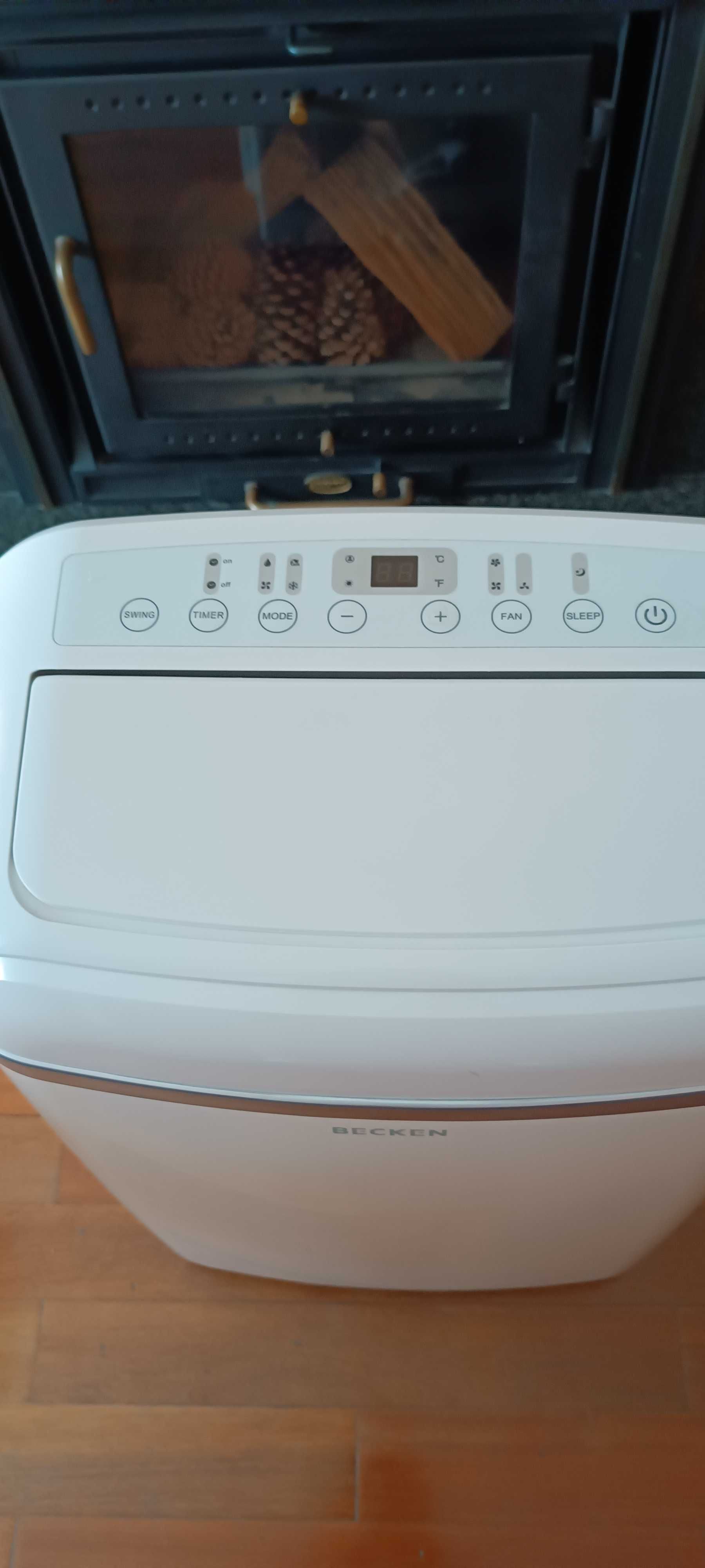 Vendo AC portátil impecável