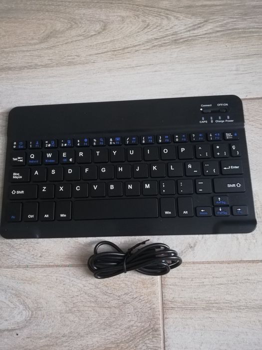 Klawiatura SLIM do Apple iPad, iPhone, Samsung, ładowana baterią.