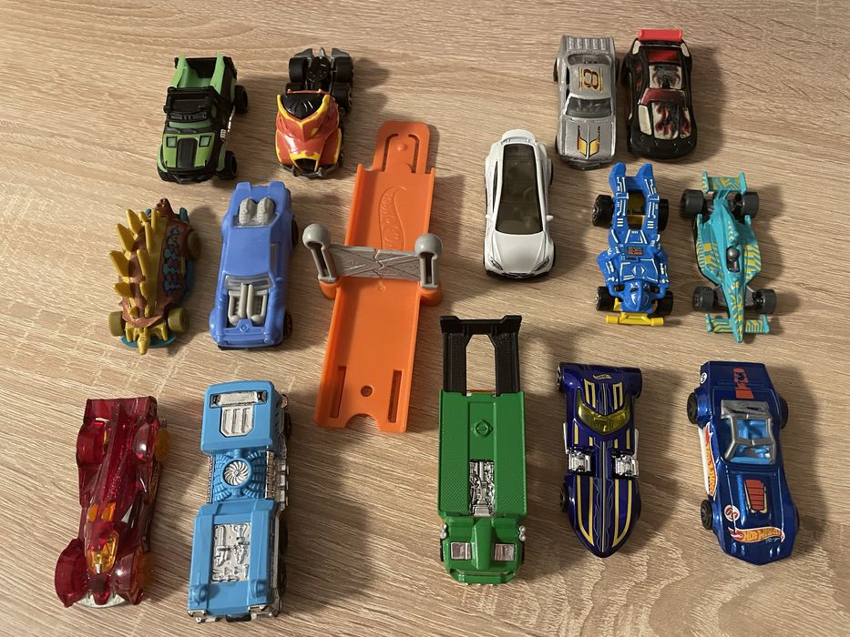 Хотвілс машинки )іграшки)