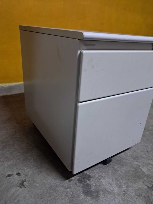 Movel de arquivo de escritório