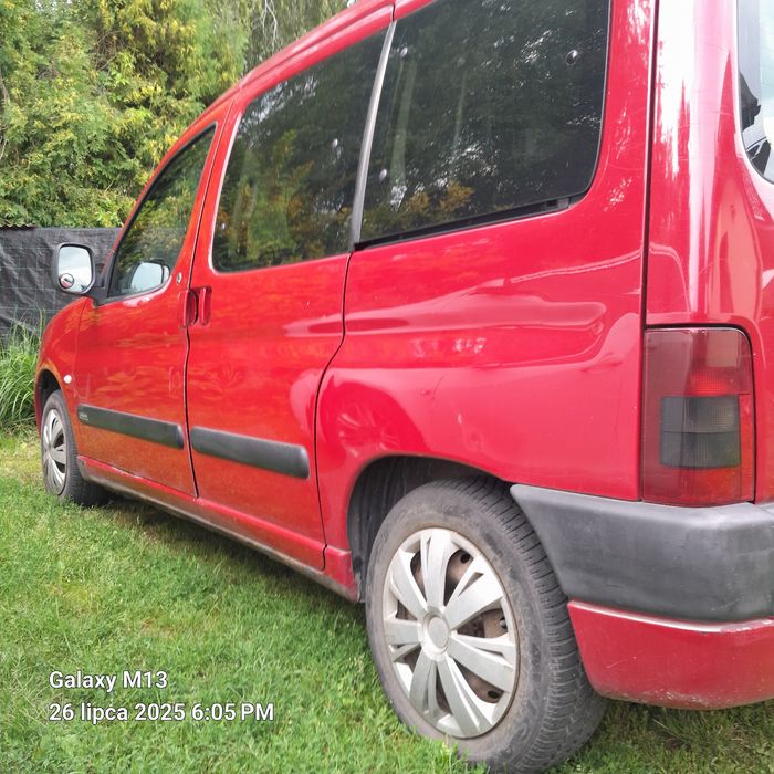 Samochód Citroen berlingo