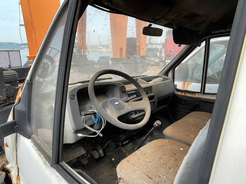 Ford Transit 190 Van longa teto sobrelevado completa para peças