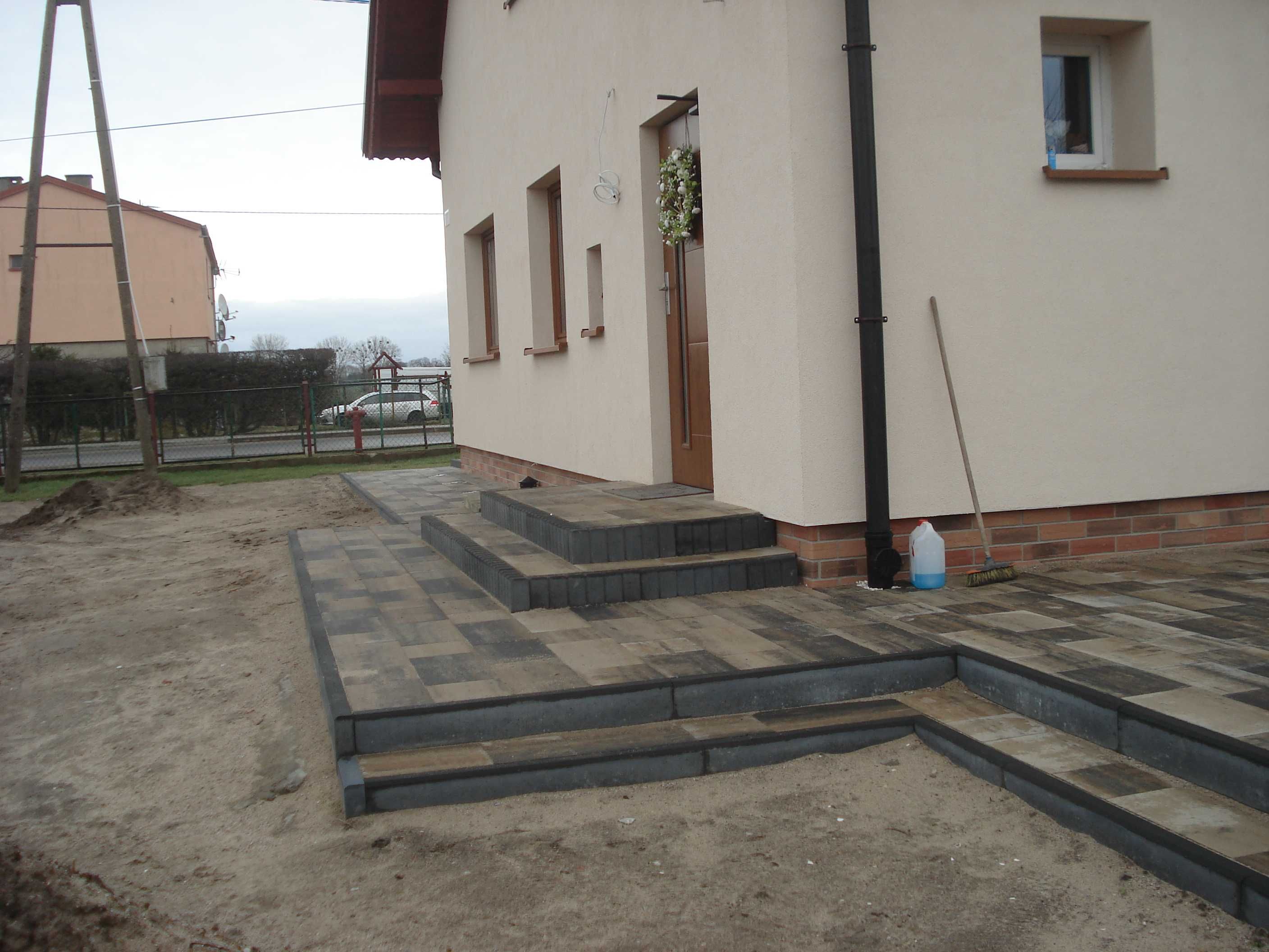 Usługi dekarskie, Remonty dachów, rozbiórki,ocieplenia,układaniekostki