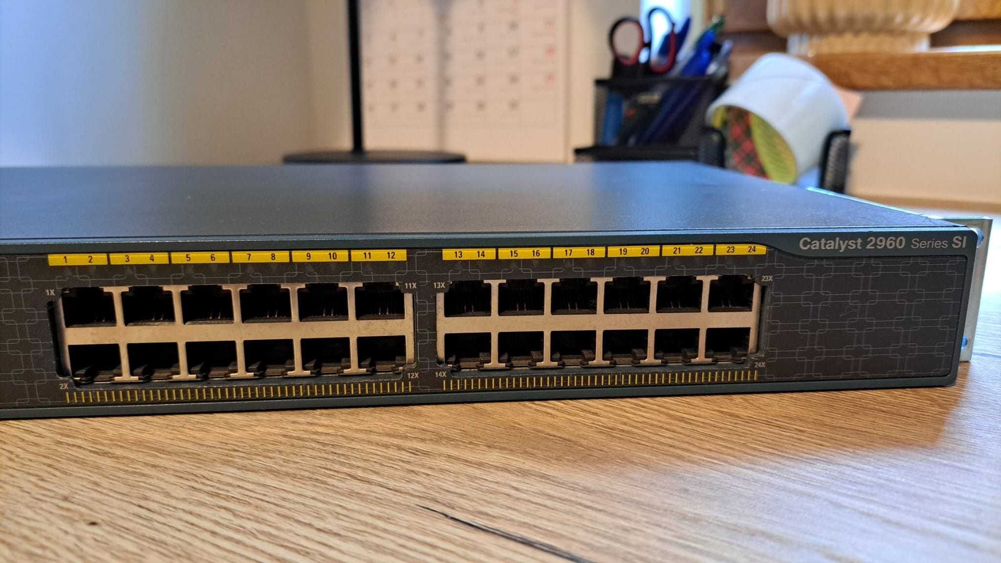 Switch CISCO C2960 24G