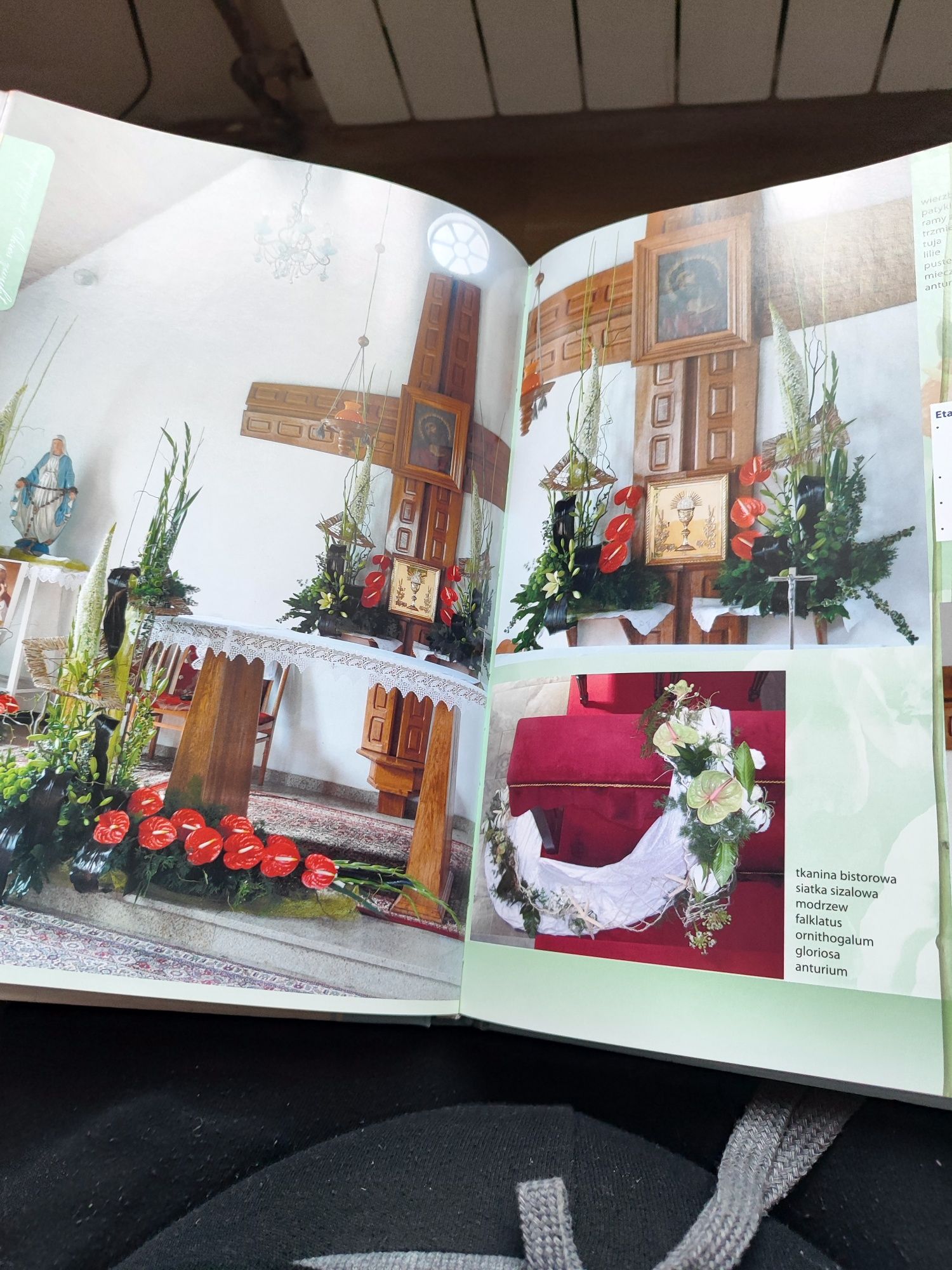 Kompozycje kwiatowe w kościele uroczystości ślubne florystyka książka