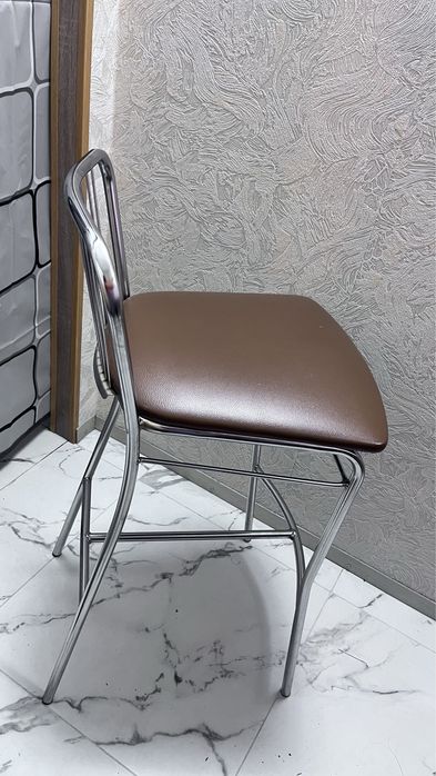 Барний стільчик, стілець для візажиста/бровіста