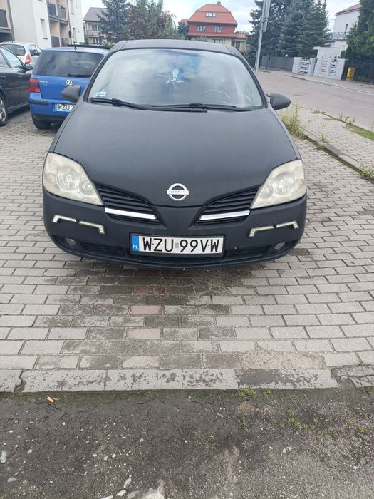 Nissan Primera P12