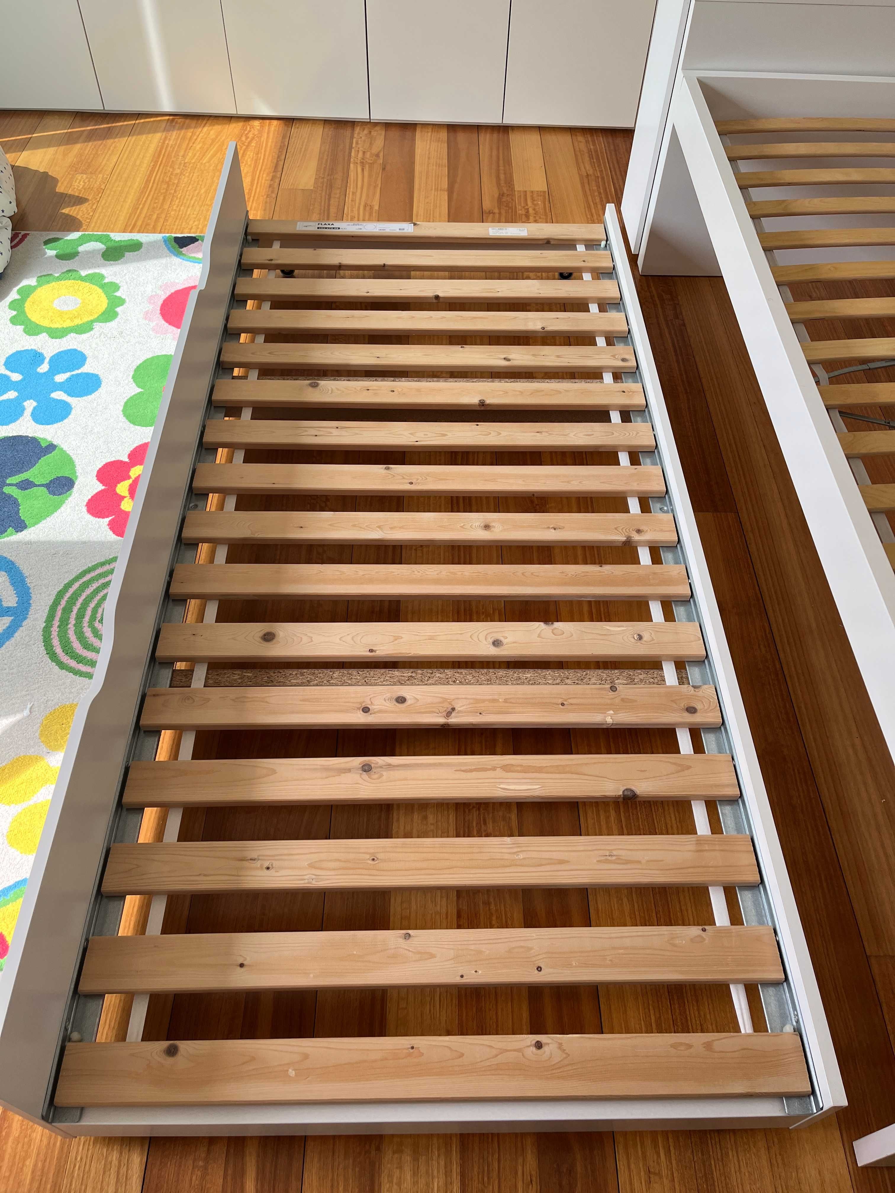 Cama 90x200cm com gavetão e cabeceira FLAXA IKEA
