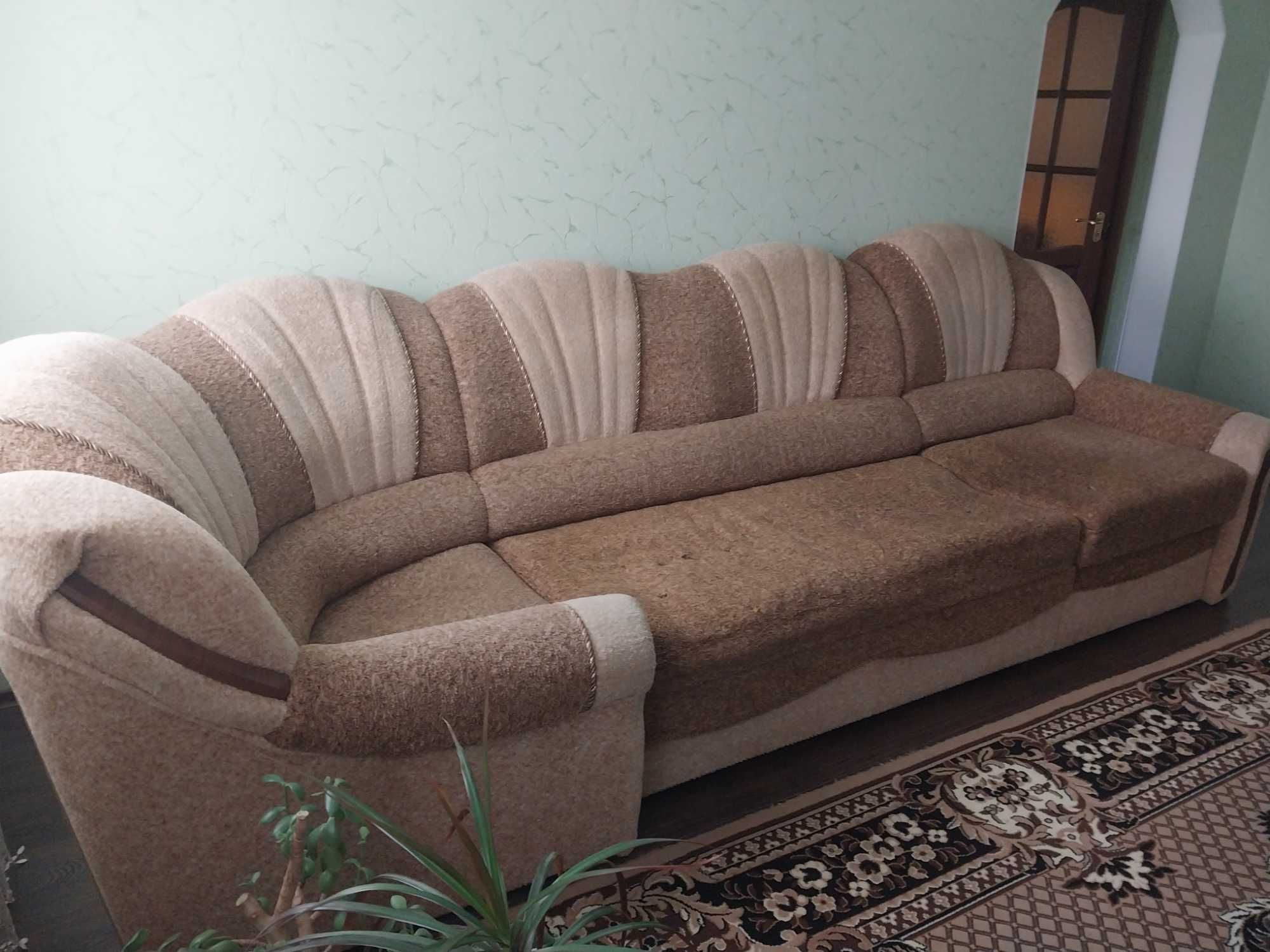 Продам диван кутовий