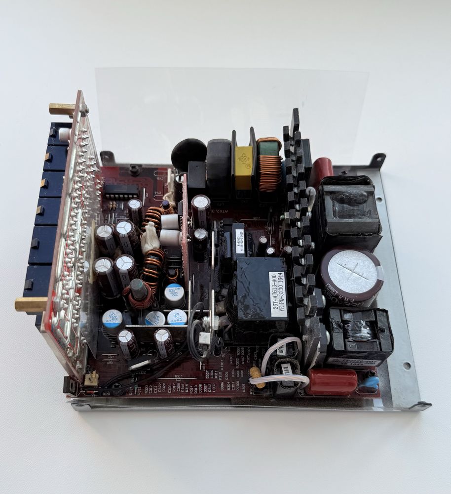 Блок живлення Vinga VPS-650G