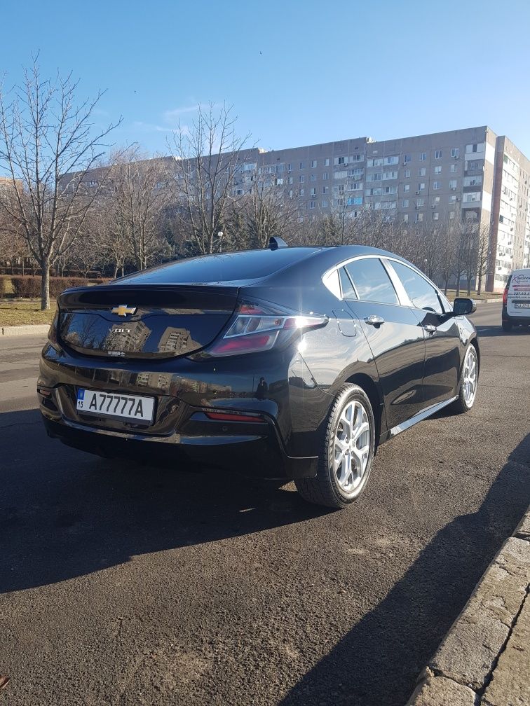 Продаю Chevrolet Volt Premier