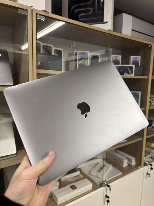 Ідеальний Macbook Air M1 8/256gb, 1цикл, гарантія