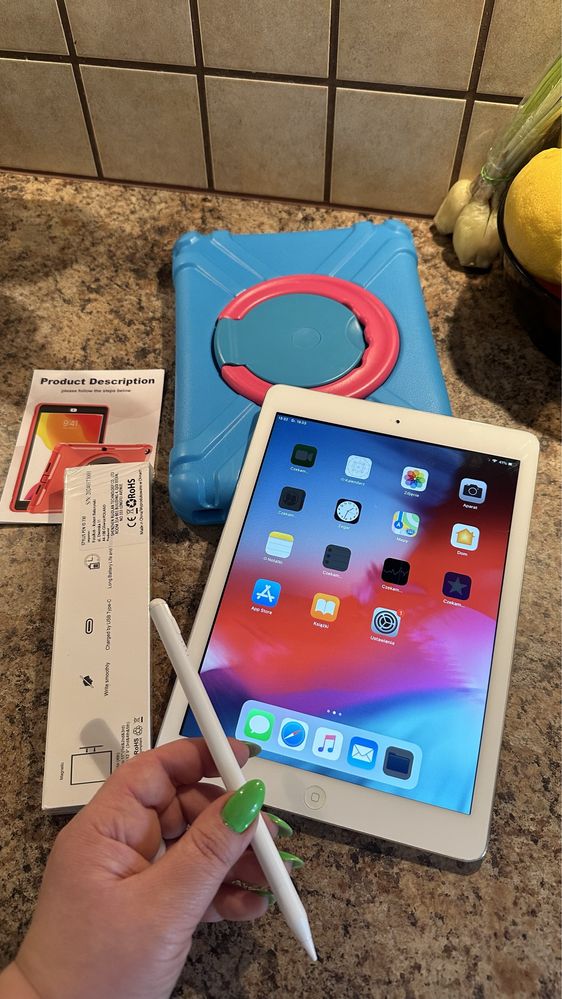 Tablet iPad Apple Retina 10” - super stan