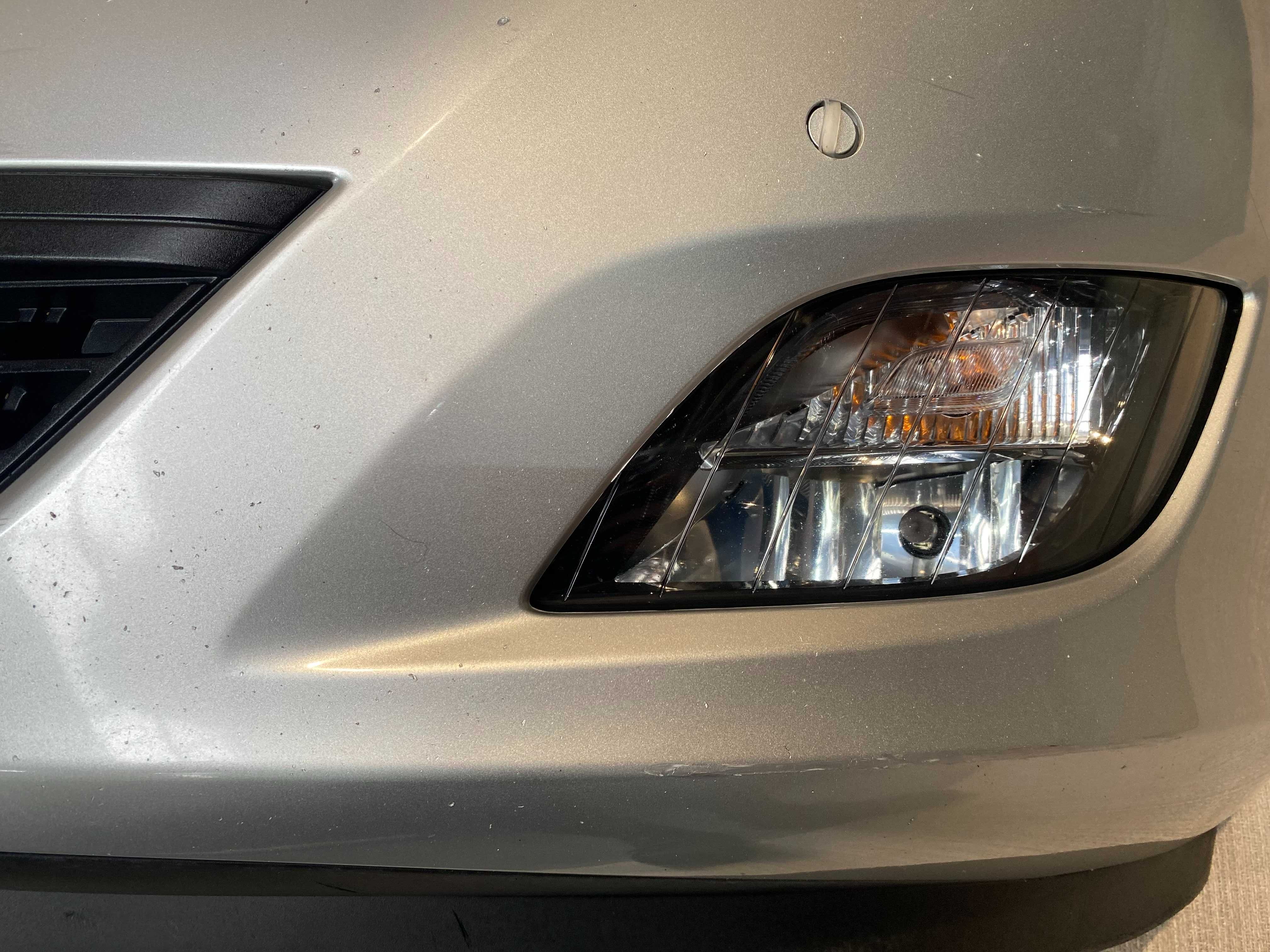 Zderzak przedni Opel Astra 4xpdc kolor z176