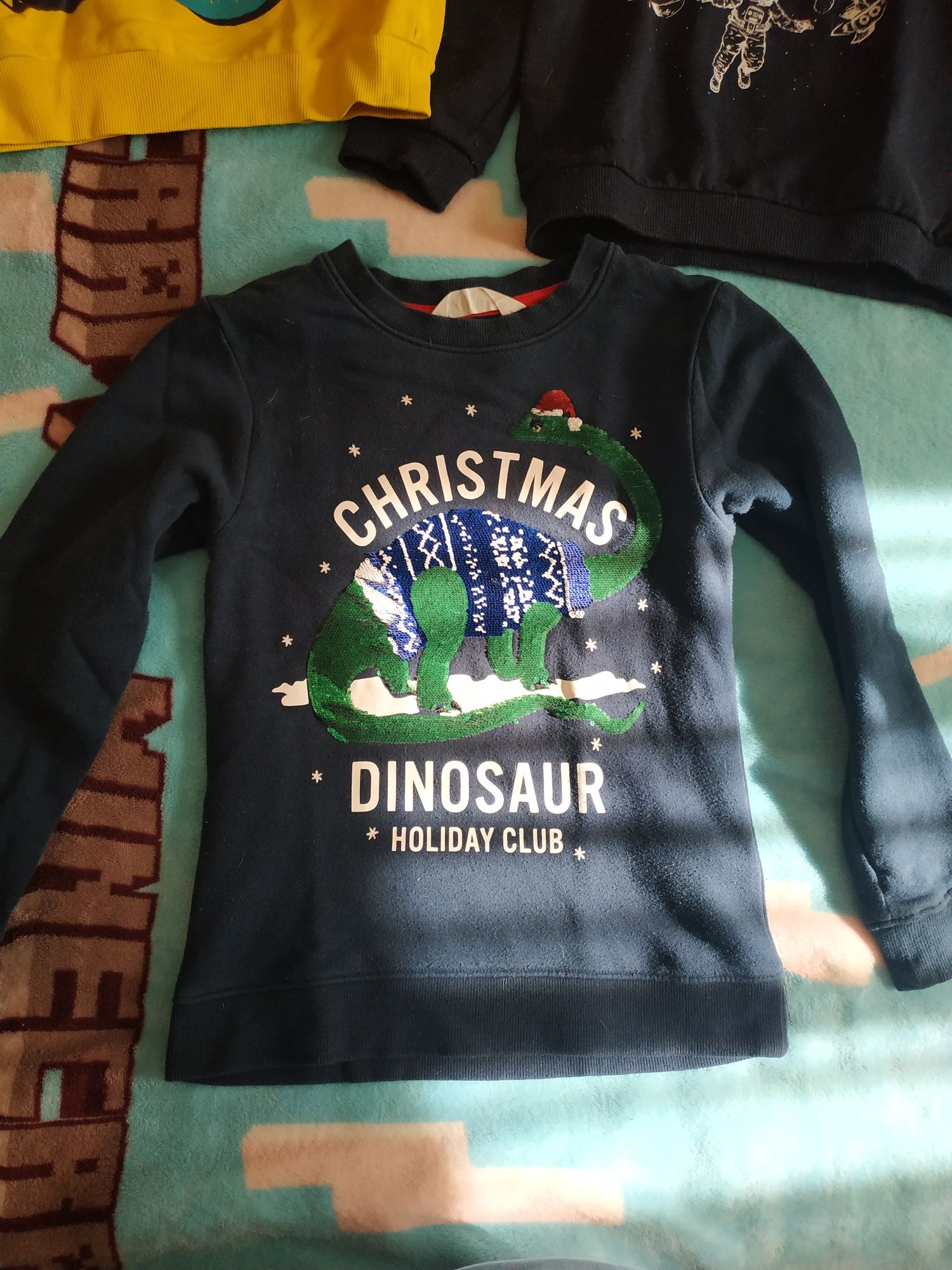 Новогодний свитер, кофта H&M с динозавром