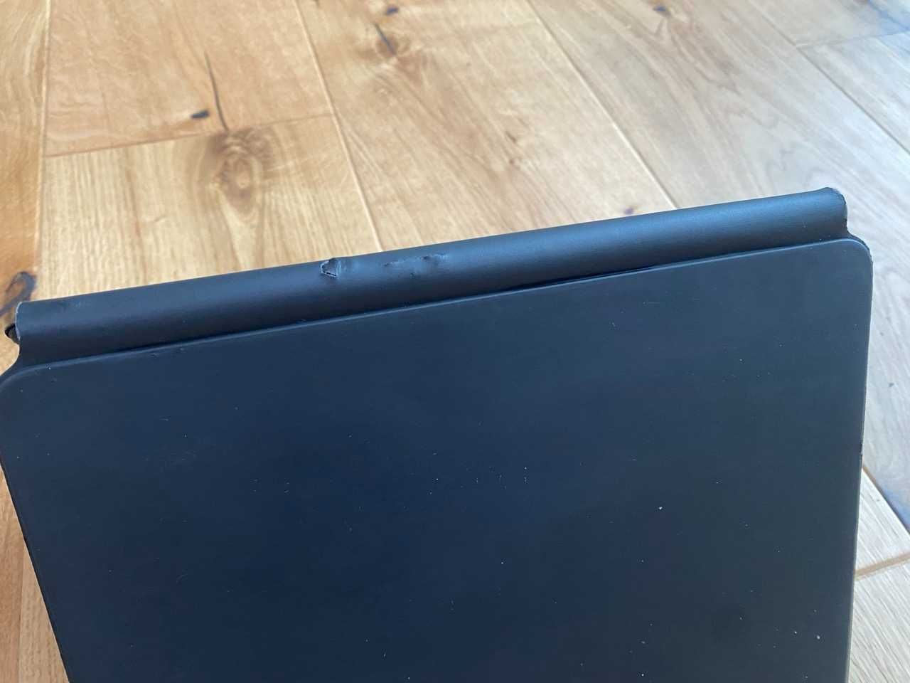 Klawiatura Apple Magic Keyboard iPad 11 Niemiecki (1,2 Gen)