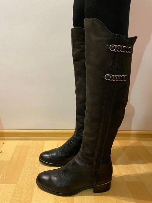 Чоботи жіночі шкіряні