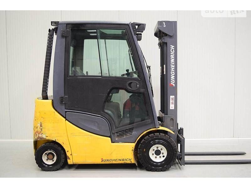 Послуги оренда міні-навантажувача Бобкат Бобкет Bobcat Львів