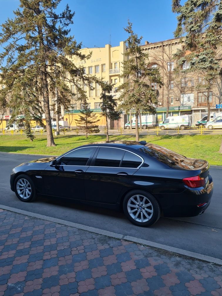 Бмв 520 X-drive 2014 год