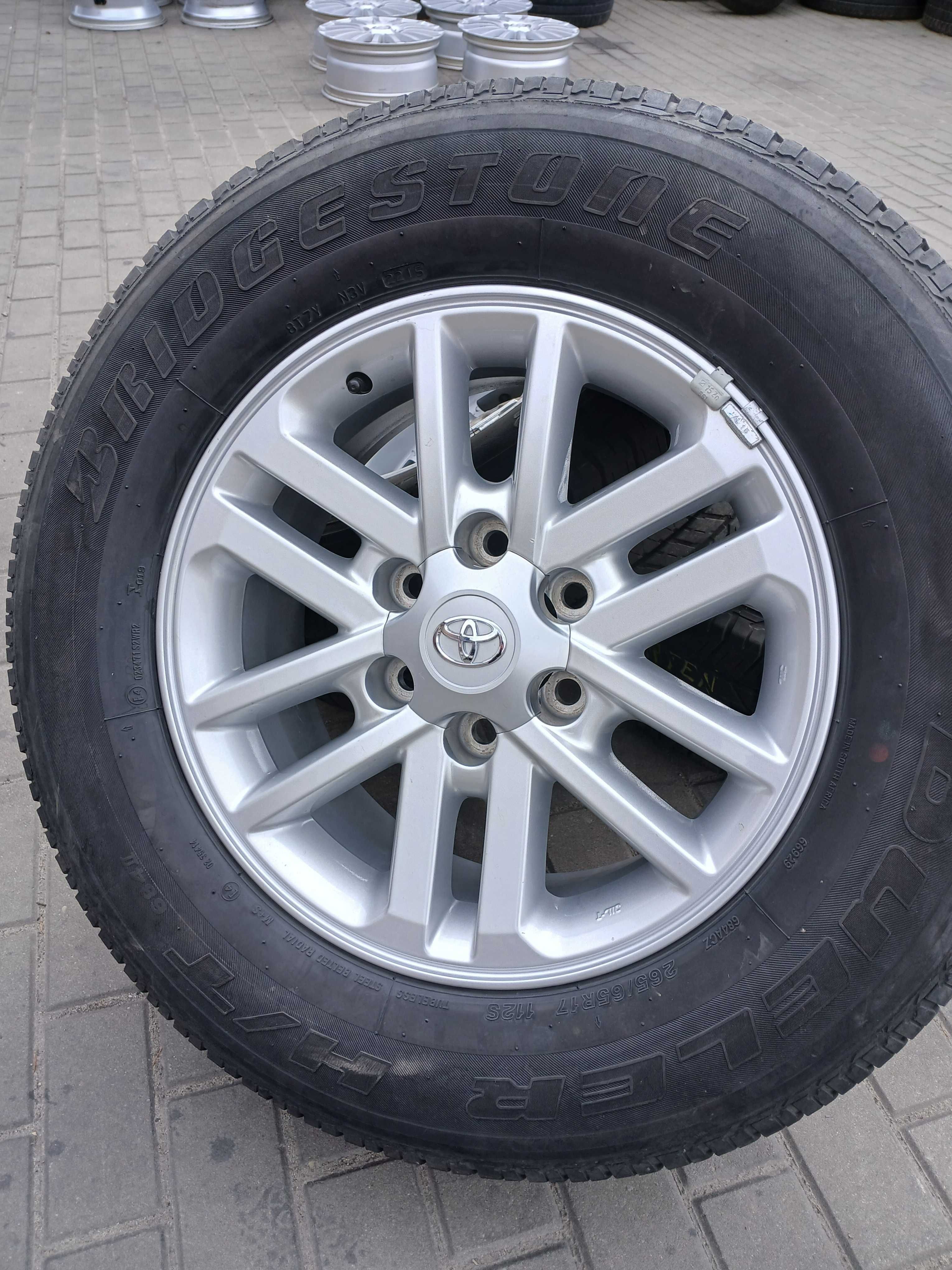 Koła Felgi aluminiowe Toyota Hilux Land Cruiser 6x139,7 7,5j17 et30