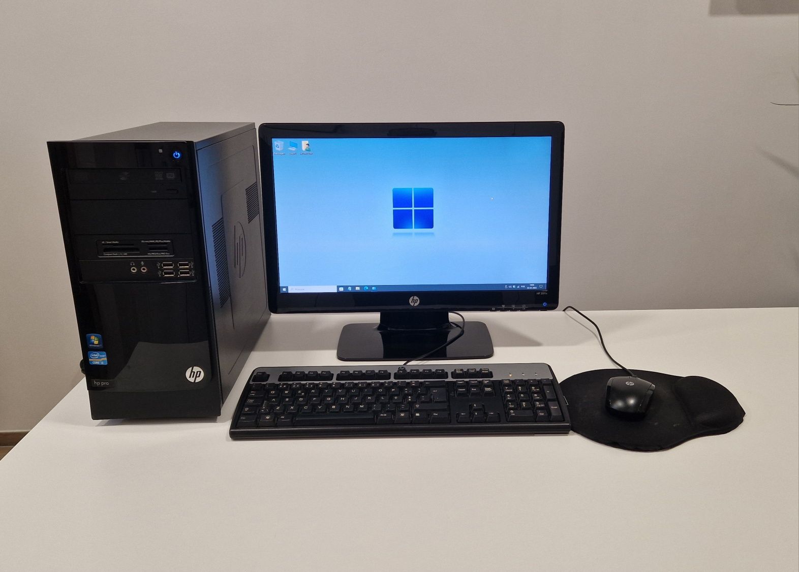 HP Pro 3300 (i3, 250GB SSD, 4GB RAM)