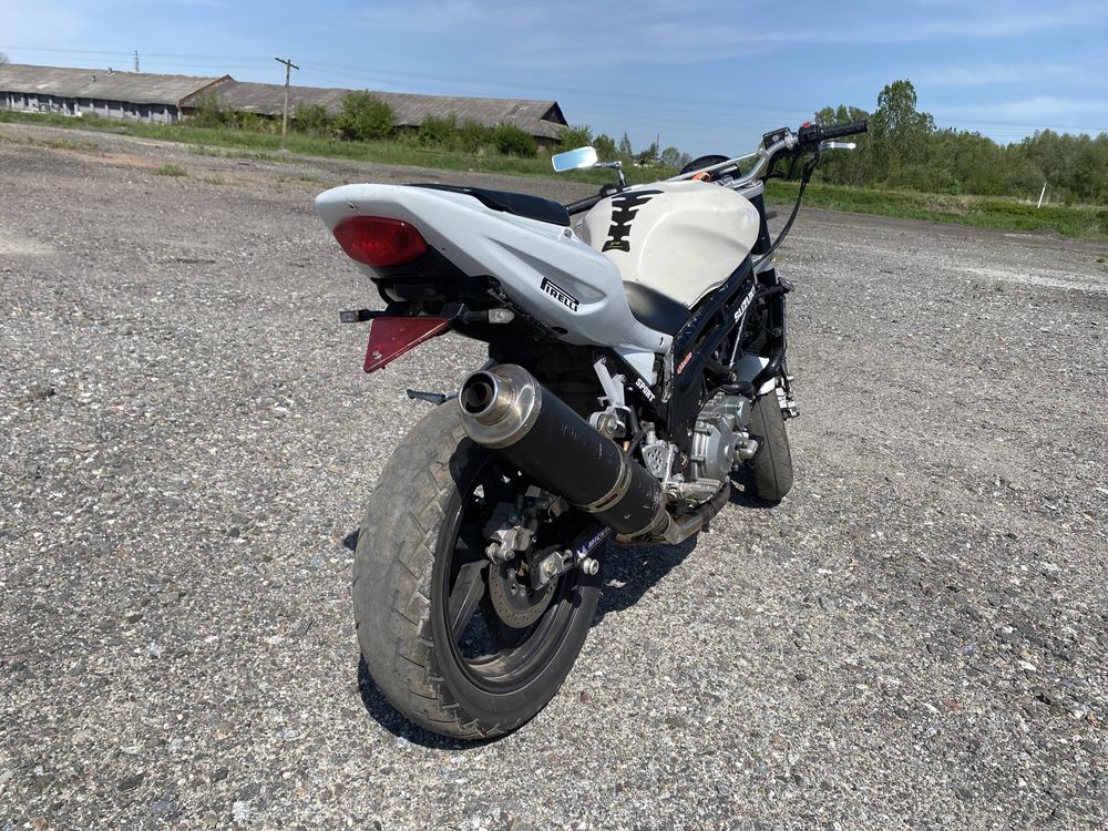 Hyosung GT 650 Comet