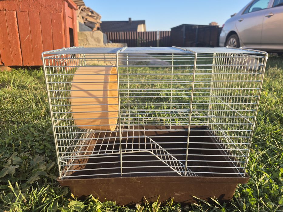 Продам клітку для хом'яка майже нова стан ідеальний