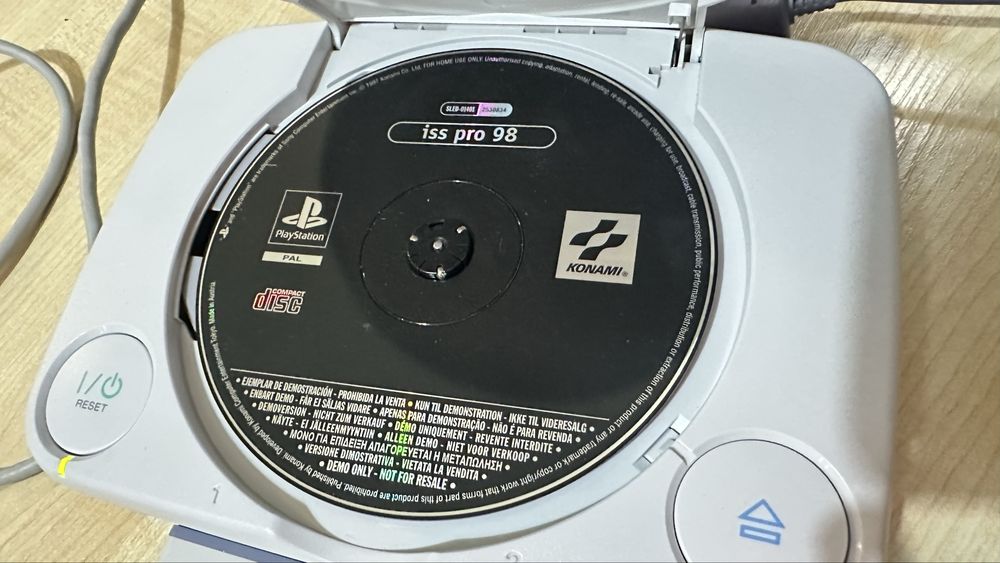 PS One Playstation 1 dualshock консоль