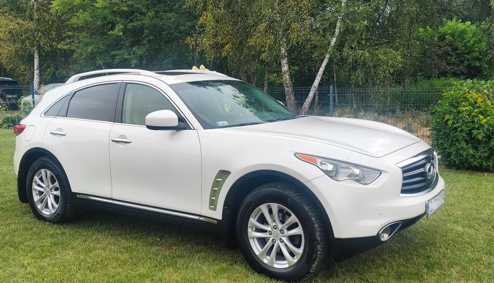 Infiniti FX Infiniti FX37 – 320 KM, V6, LPG, AWD, lakier: biała perła, biała skóra