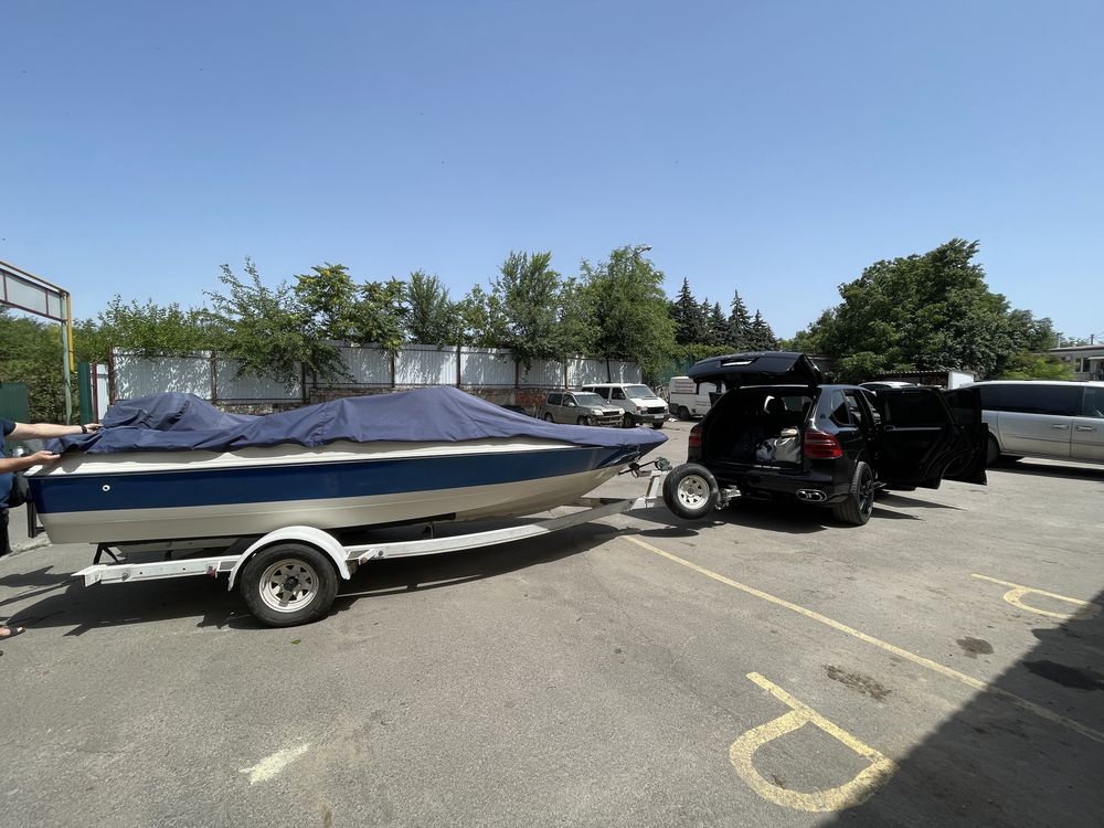 Катер, човен, лафет Bayliner, лодка, продаж з причепом та двигуном