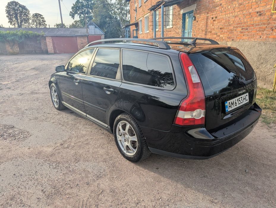 Volvo V50 2004 2.4 бензин автомат