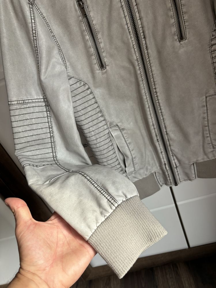 Męska kurtka skórzana S guess popielata