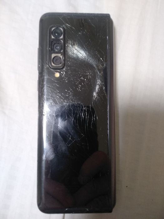 Samsung galaxy fold 12/512