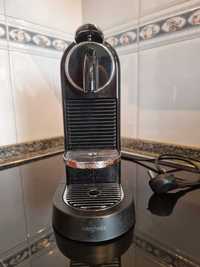 Máquina de Café  nespresso