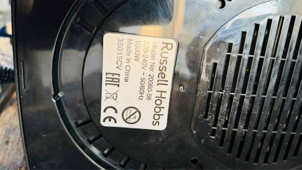 Ekspres przelewowy Russel Hobbs z młynkiem uszkodzony