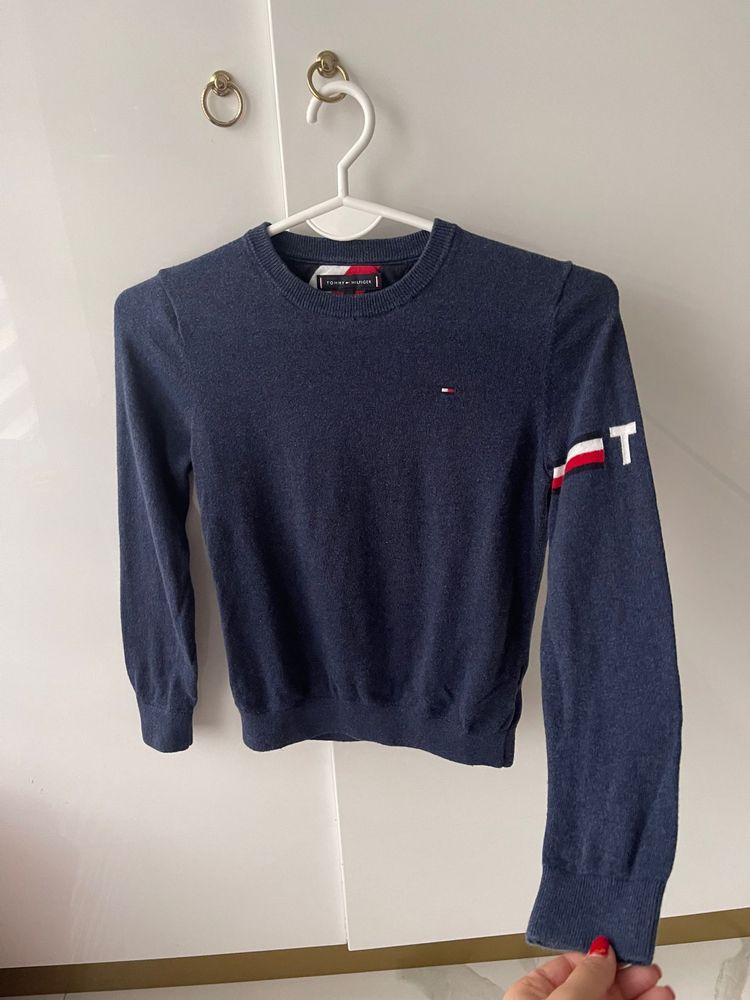 Sweter rozmiar 128 cm tommy hilfiger oryginalny