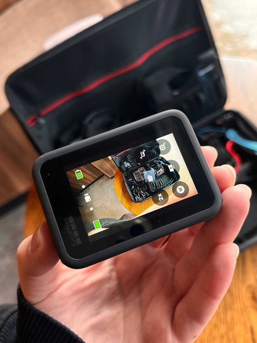 Екшн-камера GoPro Hero 9 з величезним комплектом