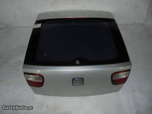 mala seat leon com motor limpa