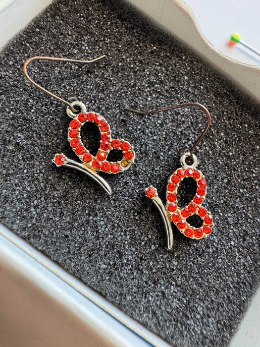 Сережки метелики