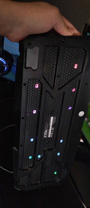 Teclado gamer com led RGB