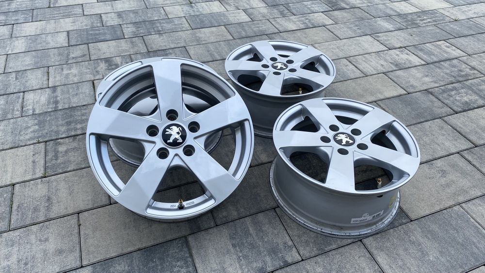 Felgi aluminiowe Dezent do Peugeot 308 5x108 15 cali