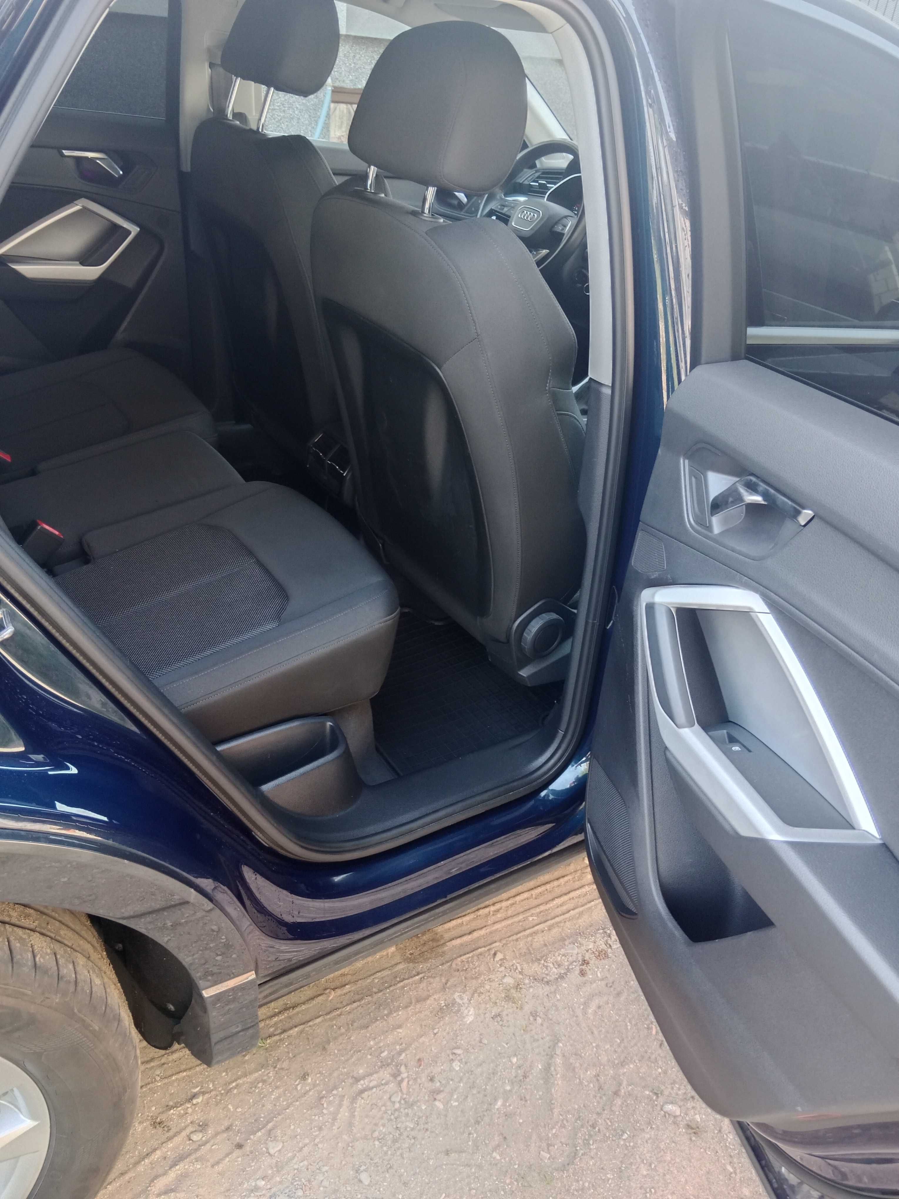 Audi Q3  Sportback S-Line  stan idealny .